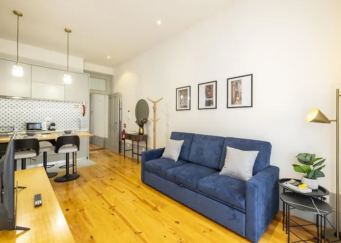 741 By D&s * Порту